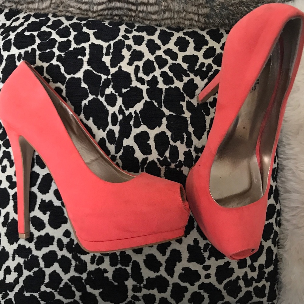 Charllotte Ruse Orange Heels 👠